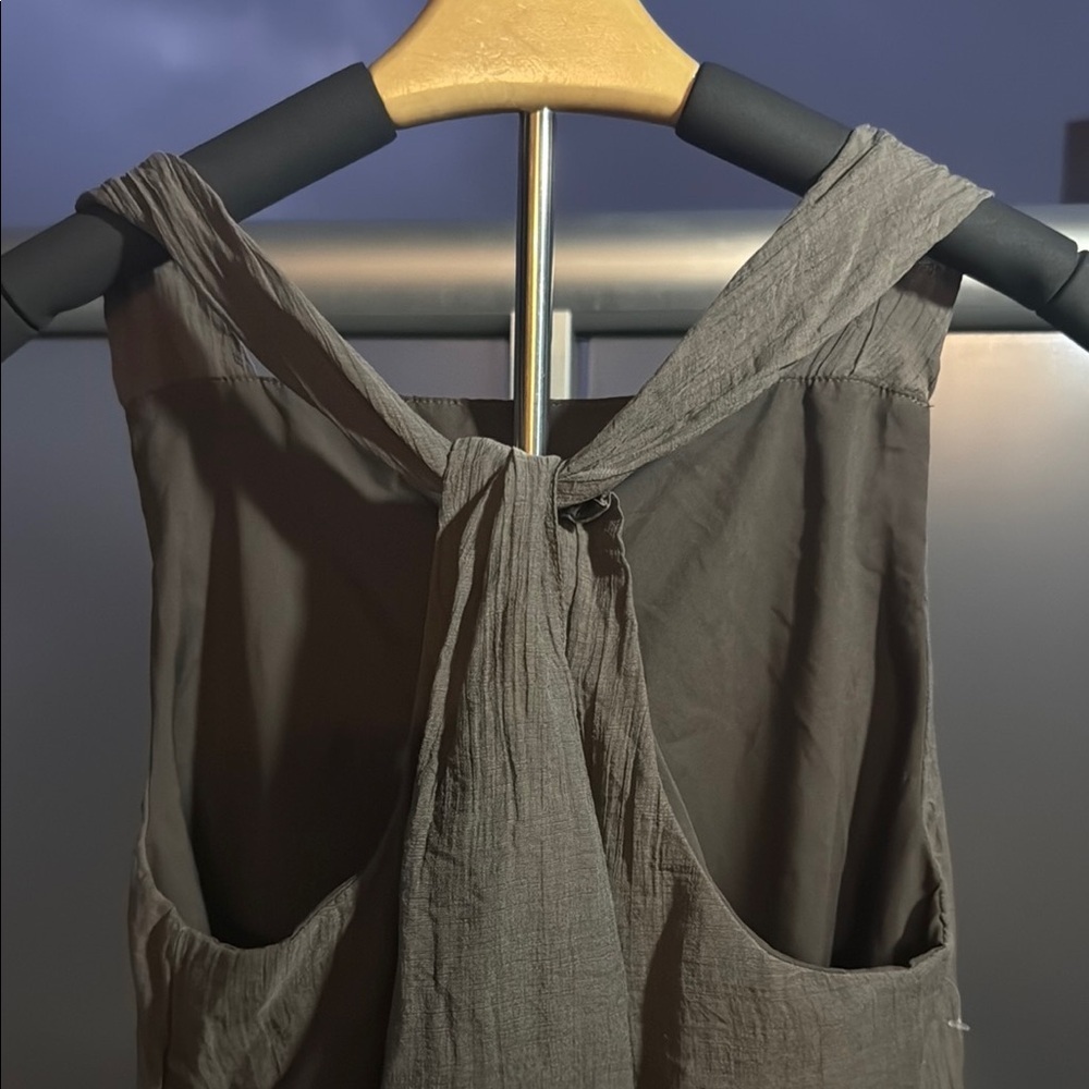 Dazy: Elegant Sleeveless Brown Top - Picture 3 of 4